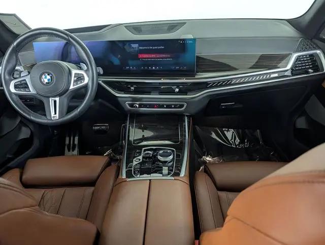 2024 BMW X7 M60i