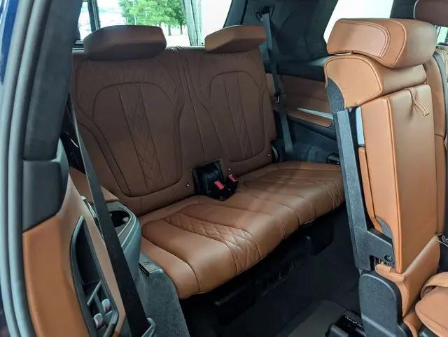 2024 BMW X7 M60i