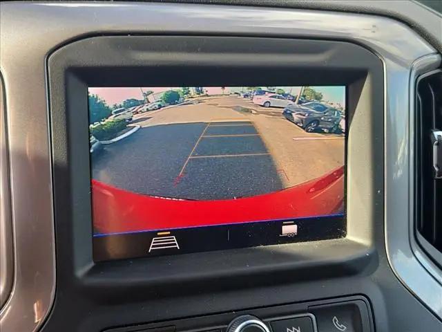 2021 Chevrolet Silverado 1500 4WD Crew Cab Short Bed Custom Trail Boss
