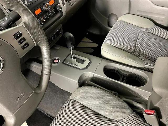 2021 Nissan Frontier Crew Cab SV 4x4