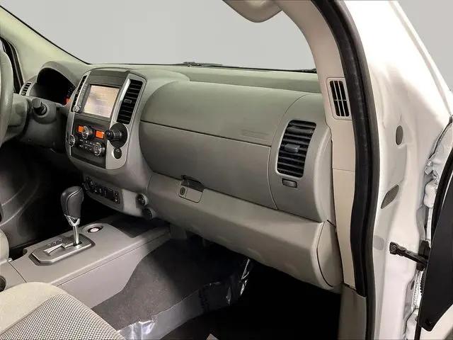 2021 Nissan Frontier Crew Cab SV 4x4