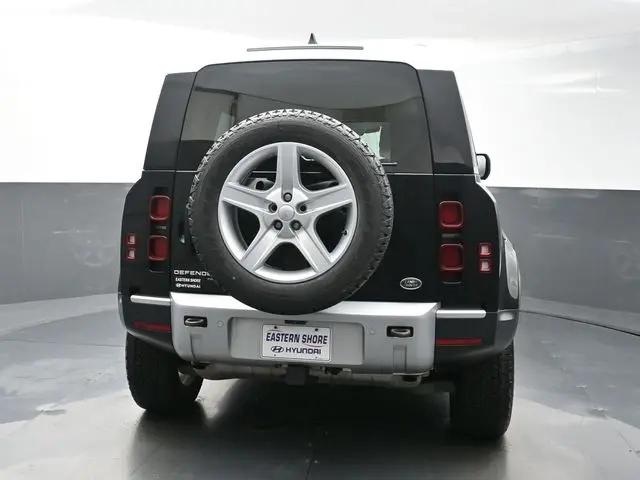 2023 Land Rover Defender 110 SE