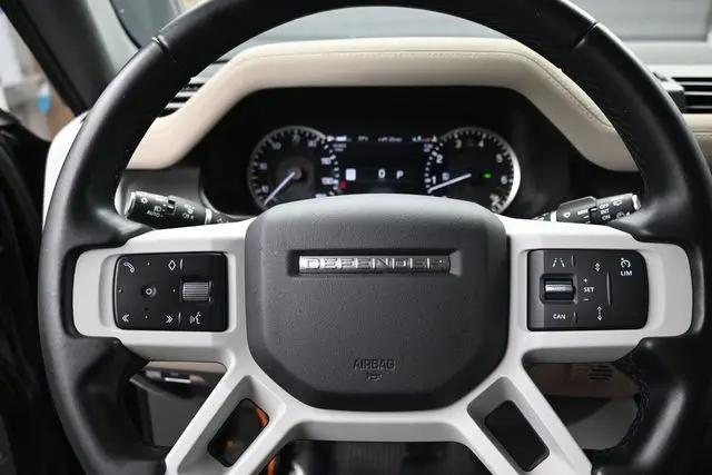 2023 Land Rover Defender 110 SE