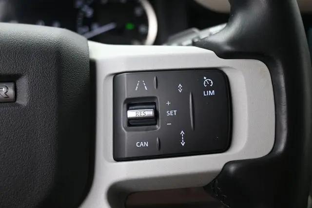 2023 Land Rover Defender 110 SE