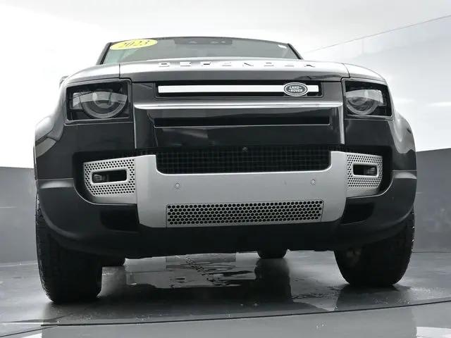 2023 Land Rover Defender 110 SE