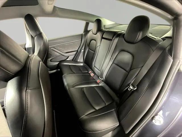 2021 Tesla Model 3 Standard Range Plus Rear-Wheel Drive