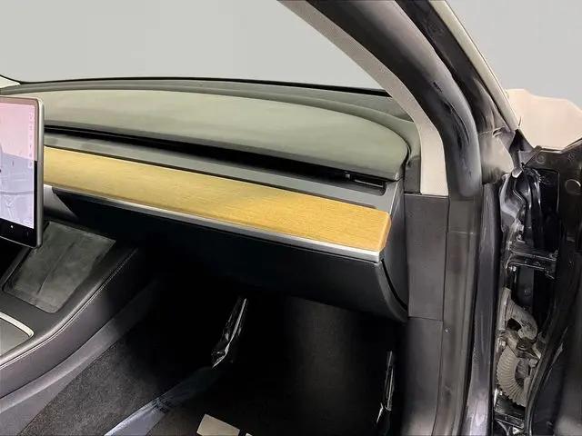 2021 Tesla Model 3 Standard Range Plus Rear-Wheel Drive