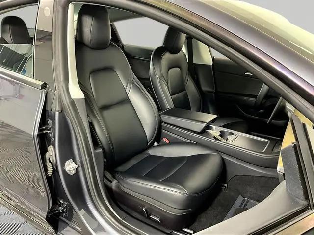 2021 Tesla Model 3 Standard Range Plus Rear-Wheel Drive