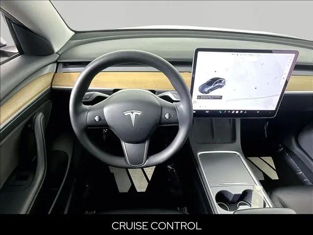 2021 Tesla Model 3 Standard Range Plus Rear-Wheel Drive