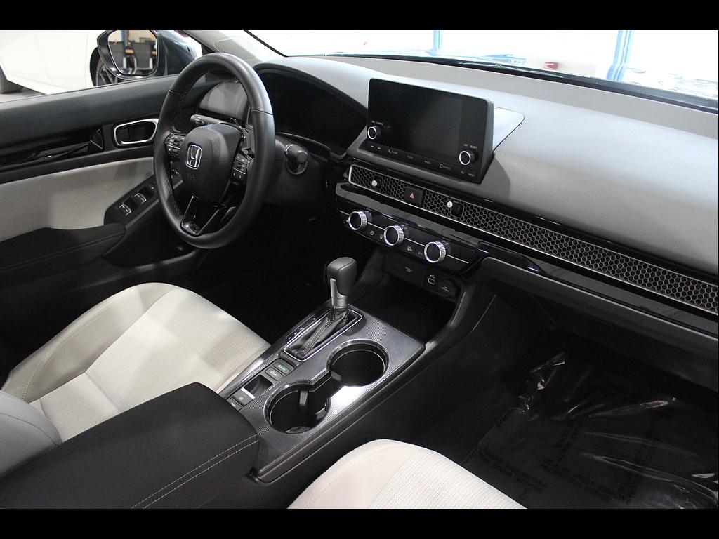2024 Honda Civic EX - Photo 16