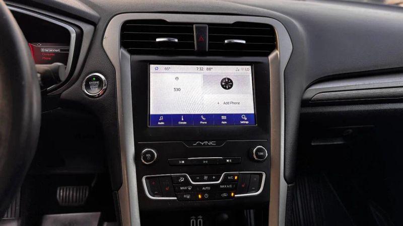 2019 Ford Fusion SE