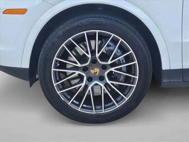2021 Porsche Cayenne Cayenne