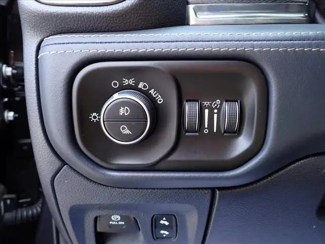 2019 Ram 1500 Limited Crew Cab 4x4 5'7" Box