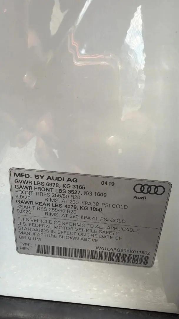 2019 Audi e-tron Premium Plus