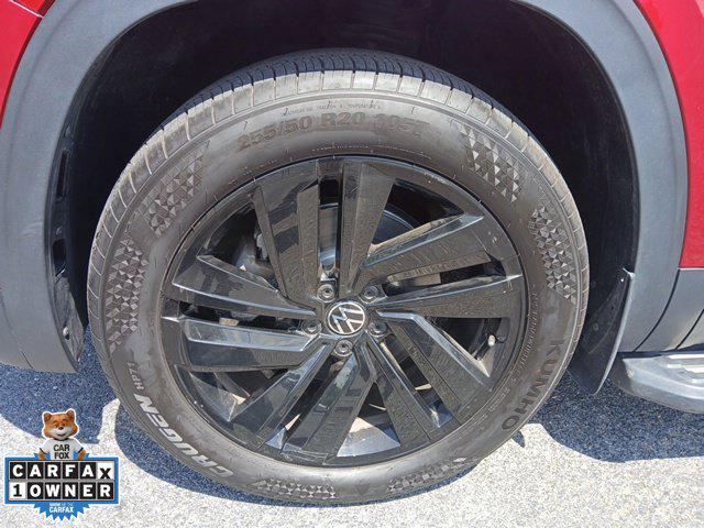 2022 Volkswagen Atlas Cross Sport 3.6L V6 SE w/Technology 2022 Volkswagen Atlas Cross Sport 3.6L V6 SE w/Technology