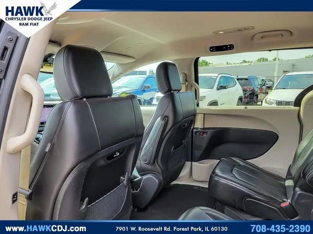 2023 Chrysler Pacifica Touring L