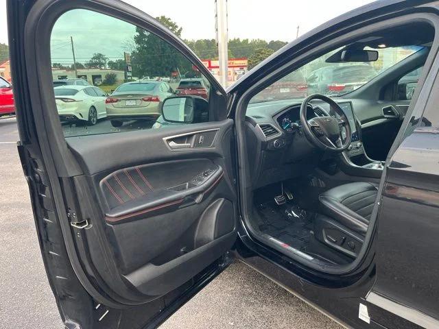 2022 Ford Edge ST-Line