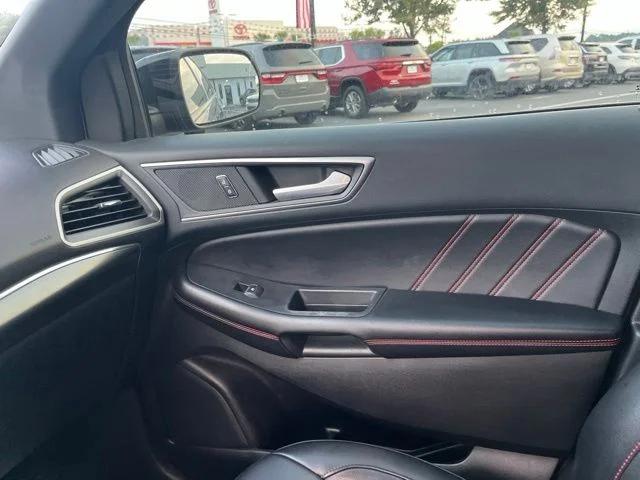 2022 Ford Edge ST-Line