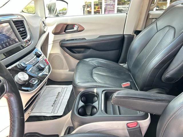 2019 Chrysler Pacifica Touring L