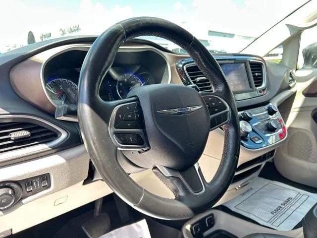 2019 Chrysler Pacifica Touring L