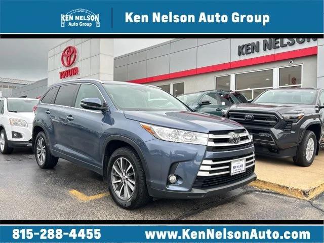 2017 Toyota Highlander XLE for sale in Dixon, IL