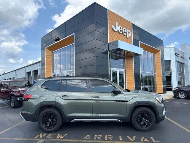 2024 Volkswagen Atlas 2.0T Peak Edition SEL for sale in Plymouth, WI