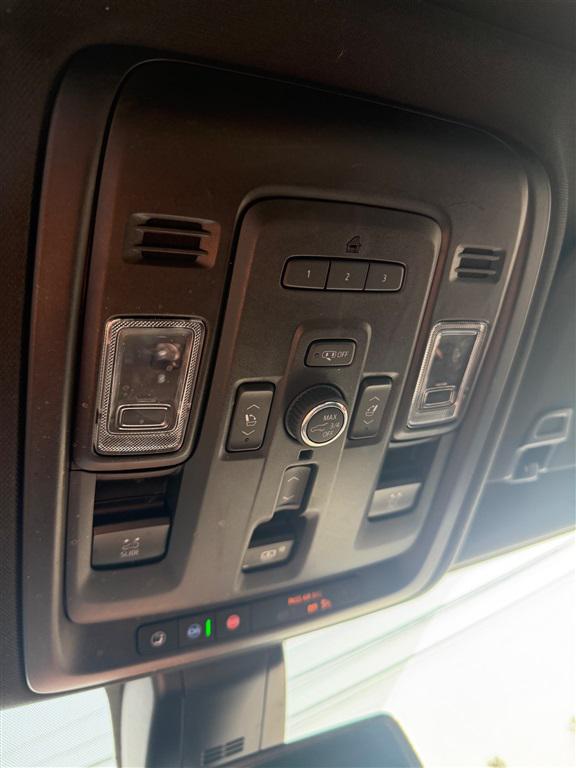 2021 GMC Yukon 4WD Denali