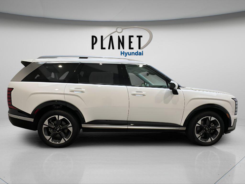 2026 Hyundai Palisade Limited - Photo 8