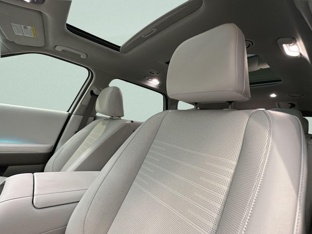 2026 Hyundai Palisade Limited - Photo 11
