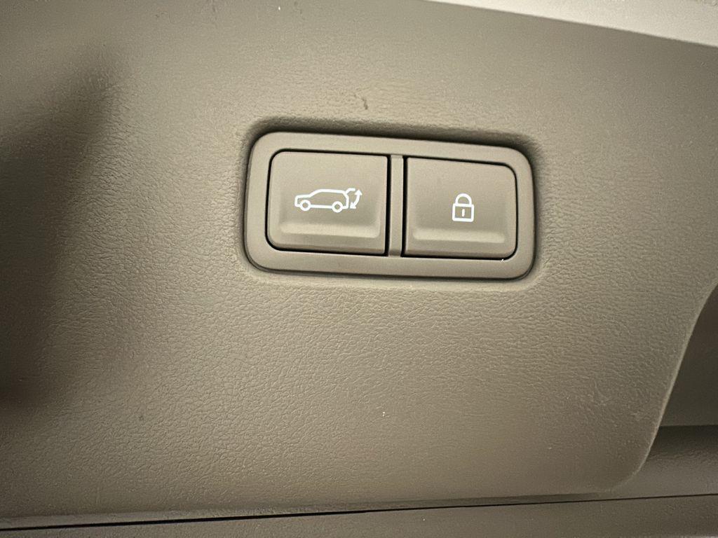 2026 Hyundai Palisade Limited - Photo 27
