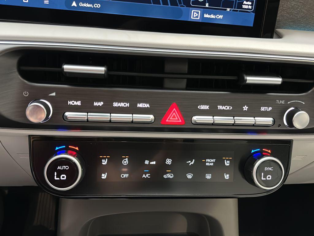 2026 Hyundai Palisade Limited - Photo 38