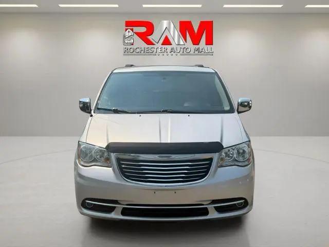 2012 Chrysler Town & Country Limited for sale in rochester, MN