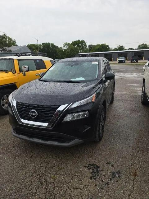 2023 Nissan Rogue SV FWD for sale in Independence, KS