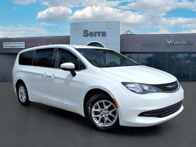 2017 Chrysler Pacifica Touring for sale in Orion Township, MI