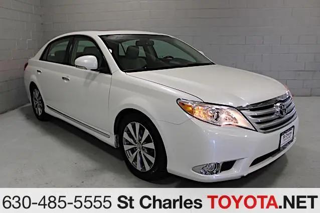 2011 Toyota Avalon Limited for sale in St Charles, IL