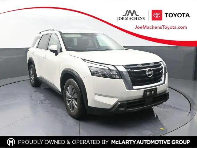 2024 Nissan Pathfinder SV 4WD for sale in Columbia, MO