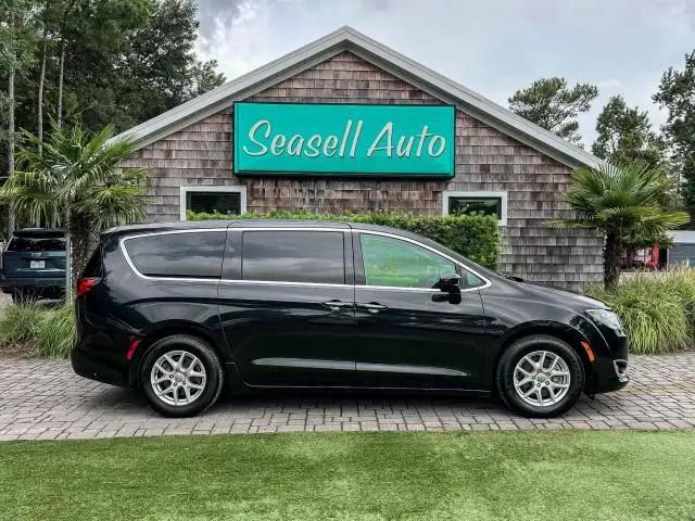 2020 Chrysler Pacifica Touring for sale in Wilmington, NC