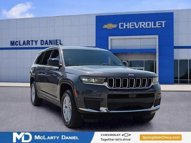 2021 Jeep Grand Cherokee Laredo 4x4 for sale in Springdale, AR