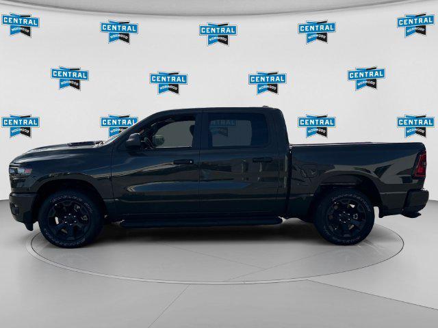 2027 RAM Ram 1500 RAM 1500 EXPRESS CREW CAB 4X4 57 BOX