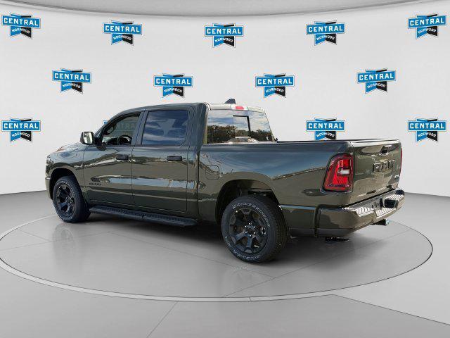 2027 RAM Ram 1500 RAM 1500 EXPRESS CREW CAB 4X4 57 BOX