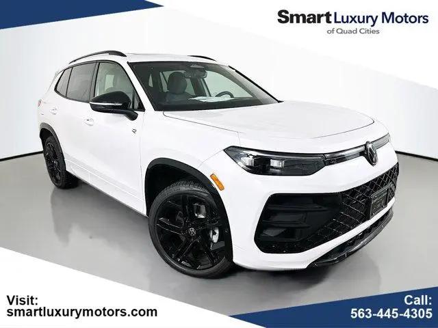 2026 Volkswagen Tiguan SE R-Line Black for sale in Davenport, IA