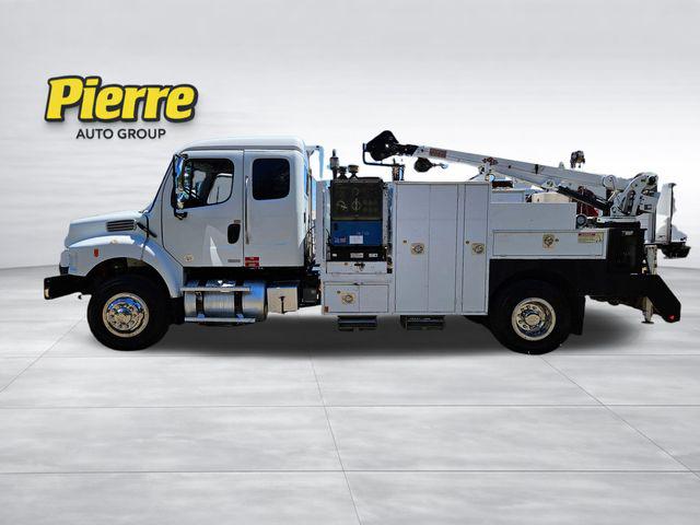 2010 Freightliner M2 BUSINESS CHASSIS