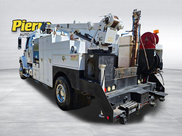 2010 Freightliner M2 BUSINESS CHASSIS