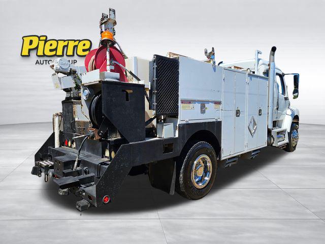 2010 Freightliner M2 BUSINESS CHASSIS