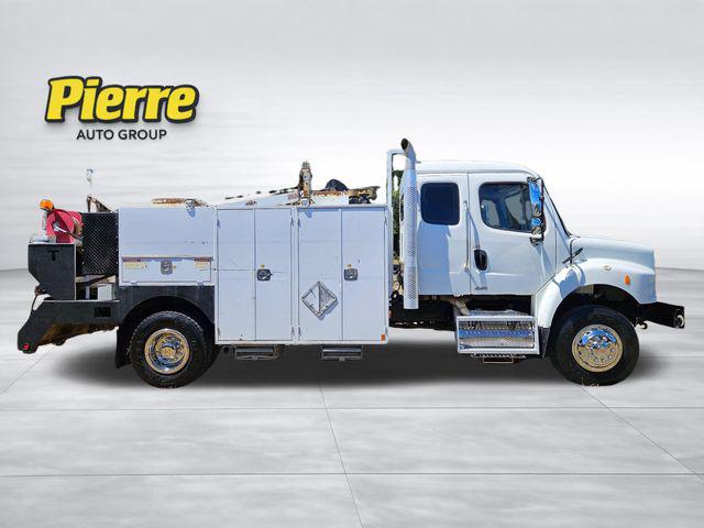 2010 Freightliner M2 BUSINESS CHASSIS