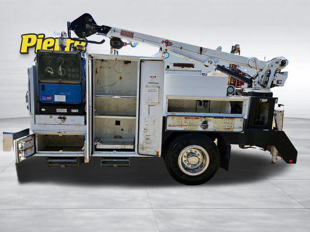 2010 Freightliner M2 BUSINESS CHASSIS