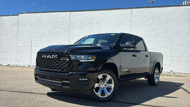 2027 RAM Ram 1500 RAM 1500 BIG HORN CREW CAB 4X4 57 BOX