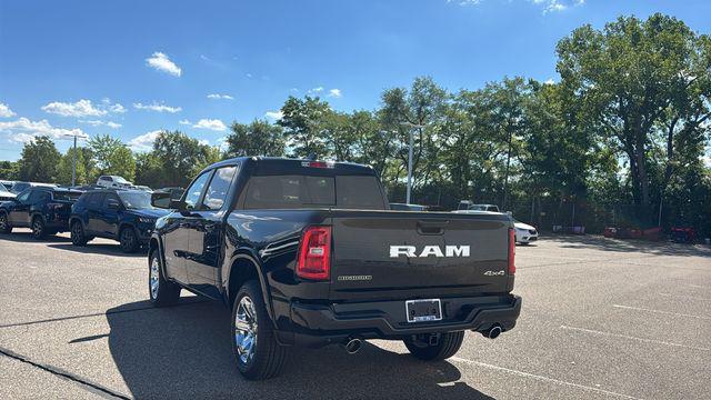 2027 RAM Ram 1500 RAM 1500 BIG HORN CREW CAB 4X4 57 BOX