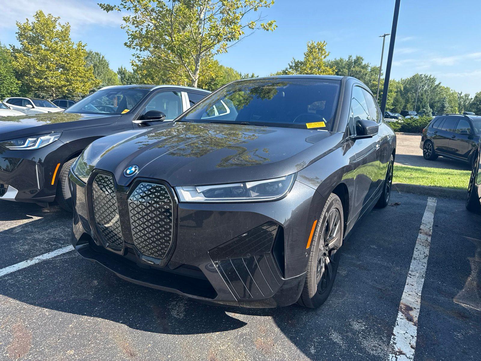/2024 BMW iX