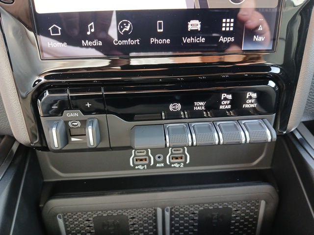 2026 Ram 2500 Laramie Crew Cab 4x4 64 Box